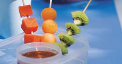 Frutas con caramelo