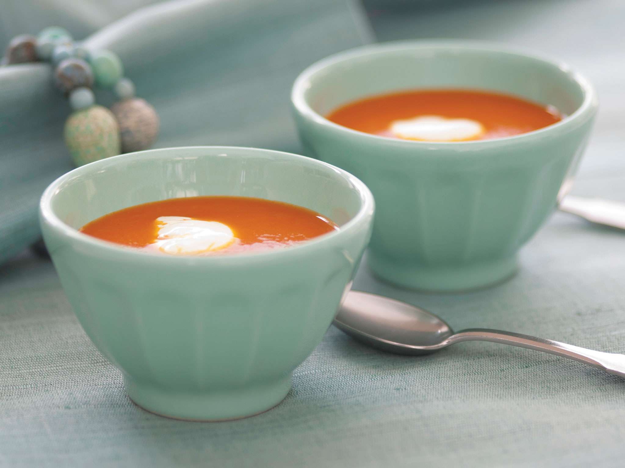 Sopa de tomates asados